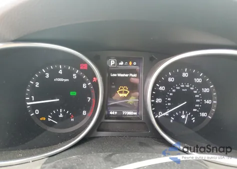 2017 Hyundai Santa Fe Sport z USA, uszkodzony, nr VIN 5NMZU3LB1HH027651